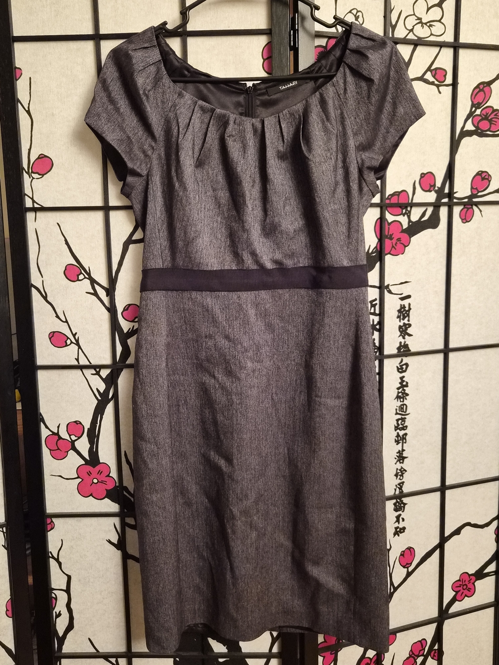 ​TAHARI Dark Charcoal Grey Herringbone Pleated Scoop Neck Sheath Dress